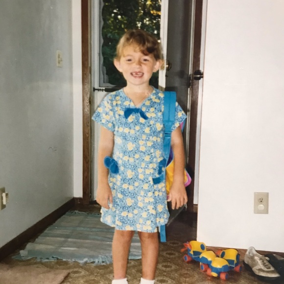 Heyyyy, I’m Alli!! ✌️ - Picture 12 of 16